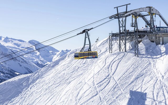 Bergbahn im Skigebiet